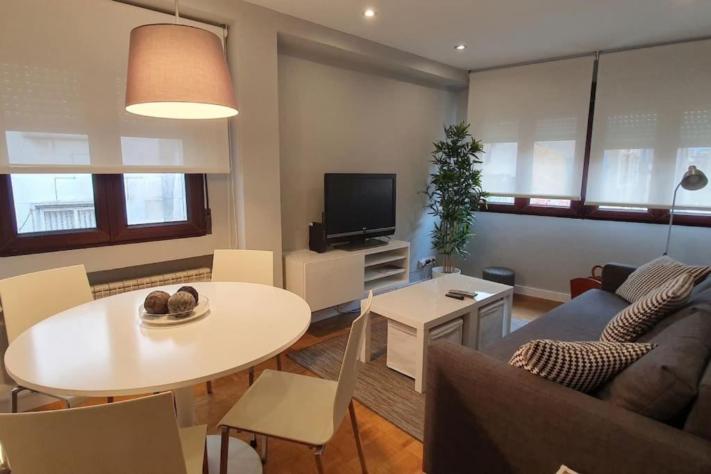 Moderno Apartamento En El Centro. El Carmen Wifi Gijón Esterno foto